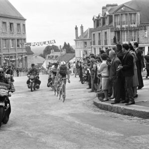 Affiche de Raymond Poulidor pendant une étape du Tour de France dans les années 60